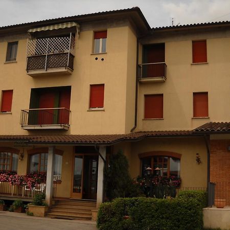 Hotel Santorotto Di Fabio Terrosi Синалунга Екстериор снимка