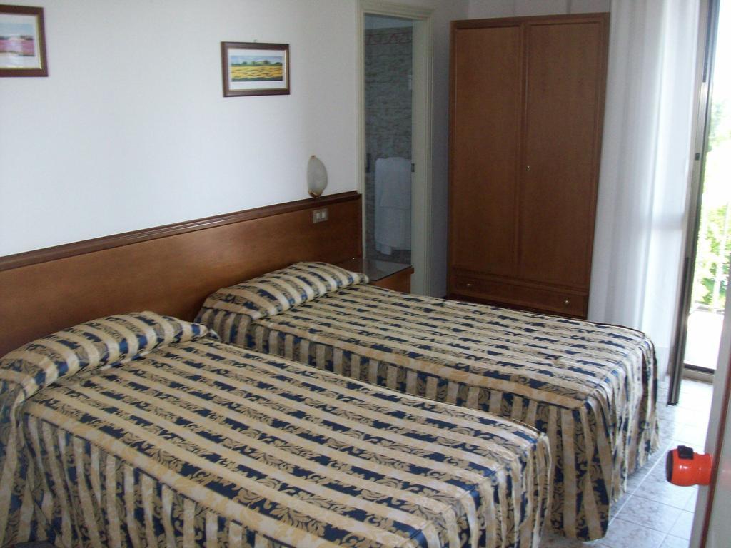Hotel Santorotto Di Fabio Terrosi Синалунга Стая снимка